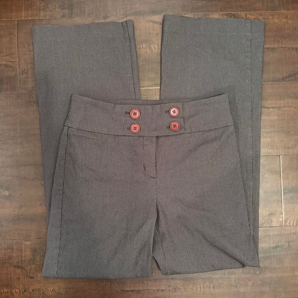 Early 2000s Women's Brown Trousers with Buttons, Size 8